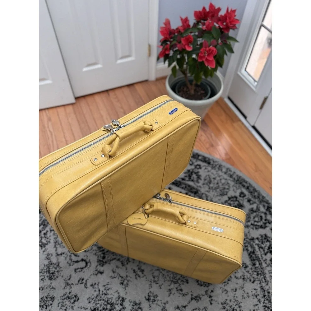 Vintage American Tourister ESCORT Suitcase Set 2pc Mustard Yellow Retro 70s MCM
